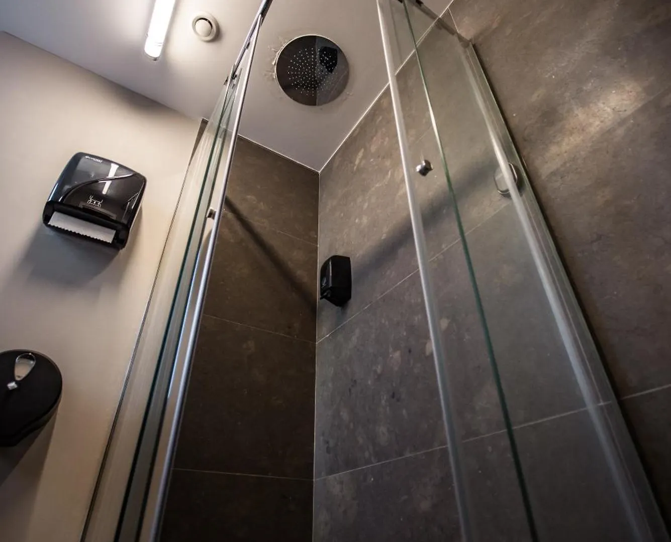 Hostal Albergue Zarautz Surf House