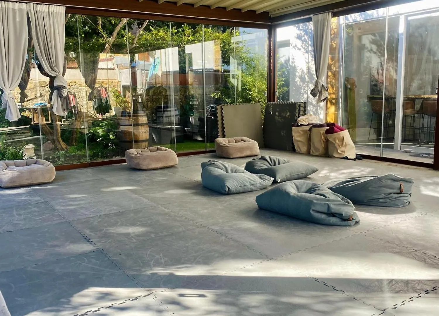 Zarautz Surf Houseホステル ホステル