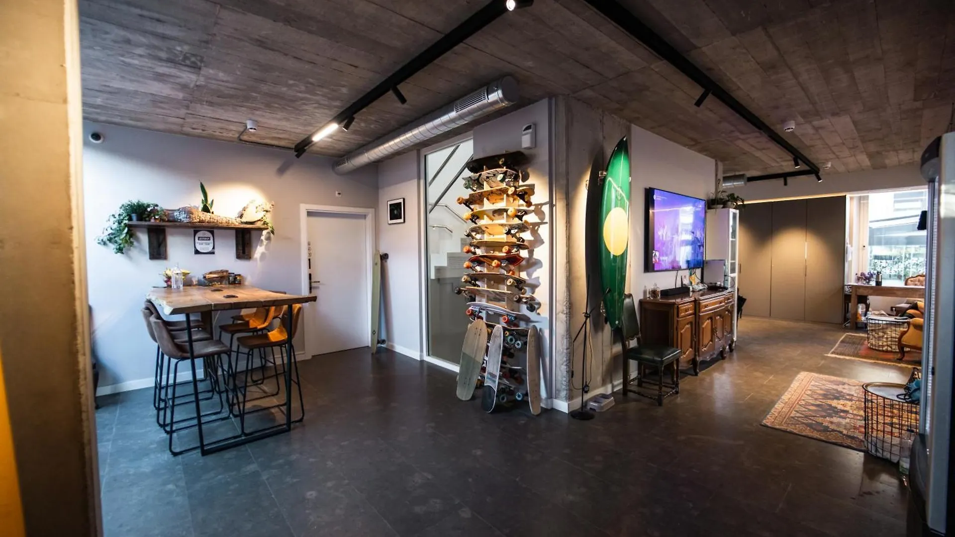 Zarautz Surf Houseホステル ホステル