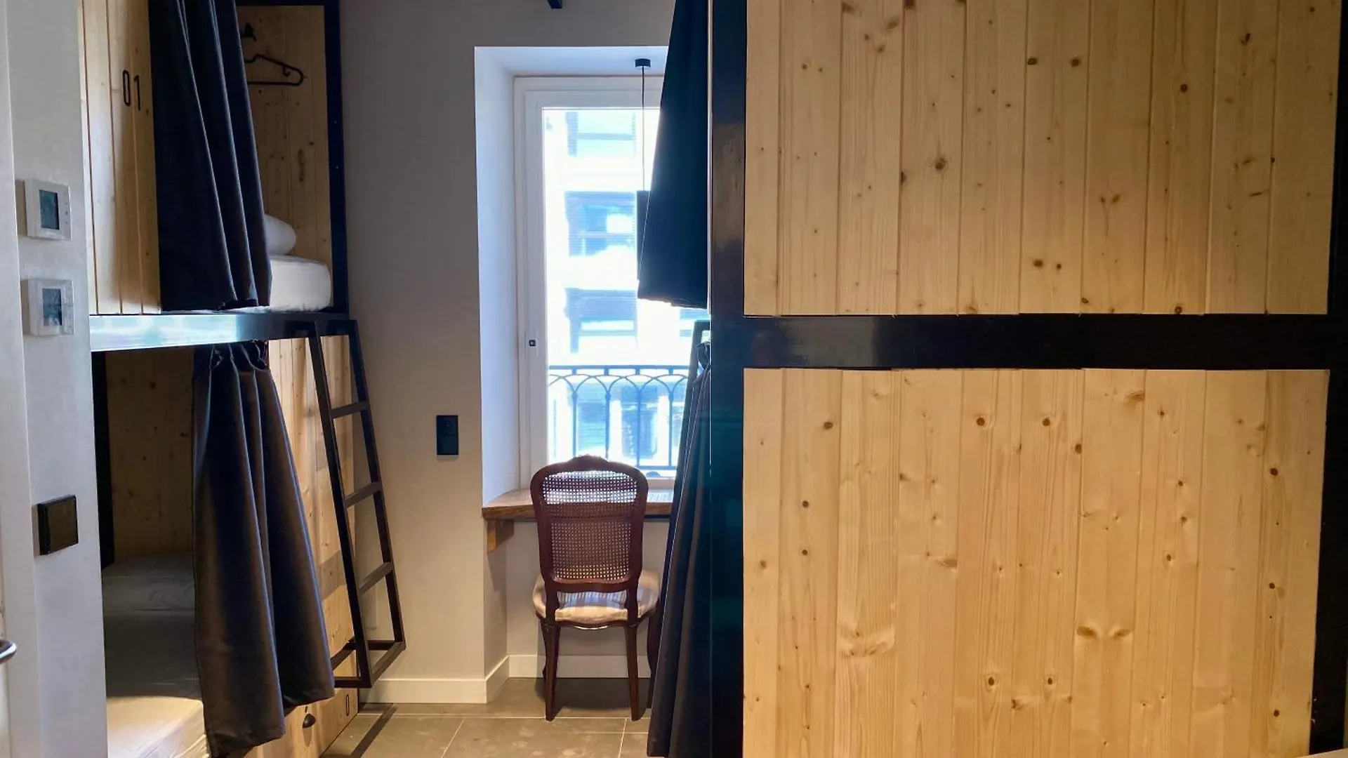 Zarautz Surf Houseホステル スペイン